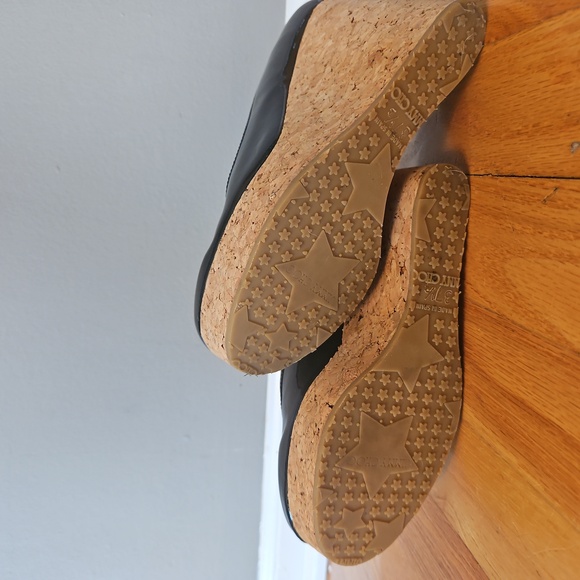 Jimmy Choo Patent Leather Pumps 7.5 - Picture 6 of 11